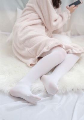 欧美高端白色职业西装_BD韩语HD高清在线观看